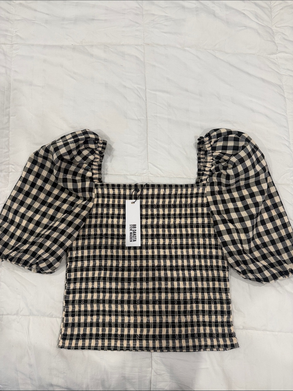 Steve Madden Black & Cream Gingham Smocked Puff Sleeve Crop Top